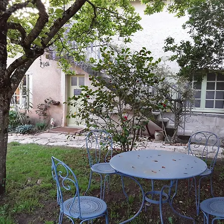 Gite, Maison De A La Campagne